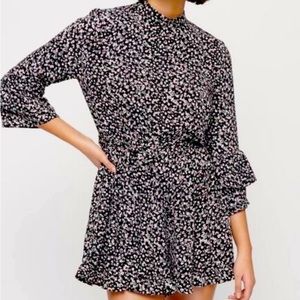 Dynamite Floral Romper Size M